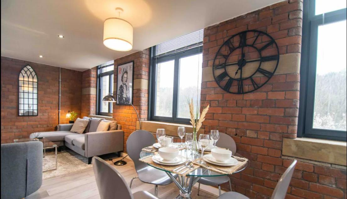 Conditioning House - 2 Apartment Bradford (West Yorkshire)