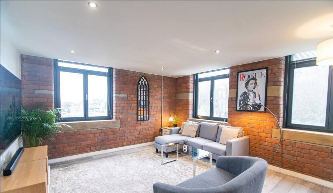 Conditioning House - 2 * Bradford (West Yorkshire)